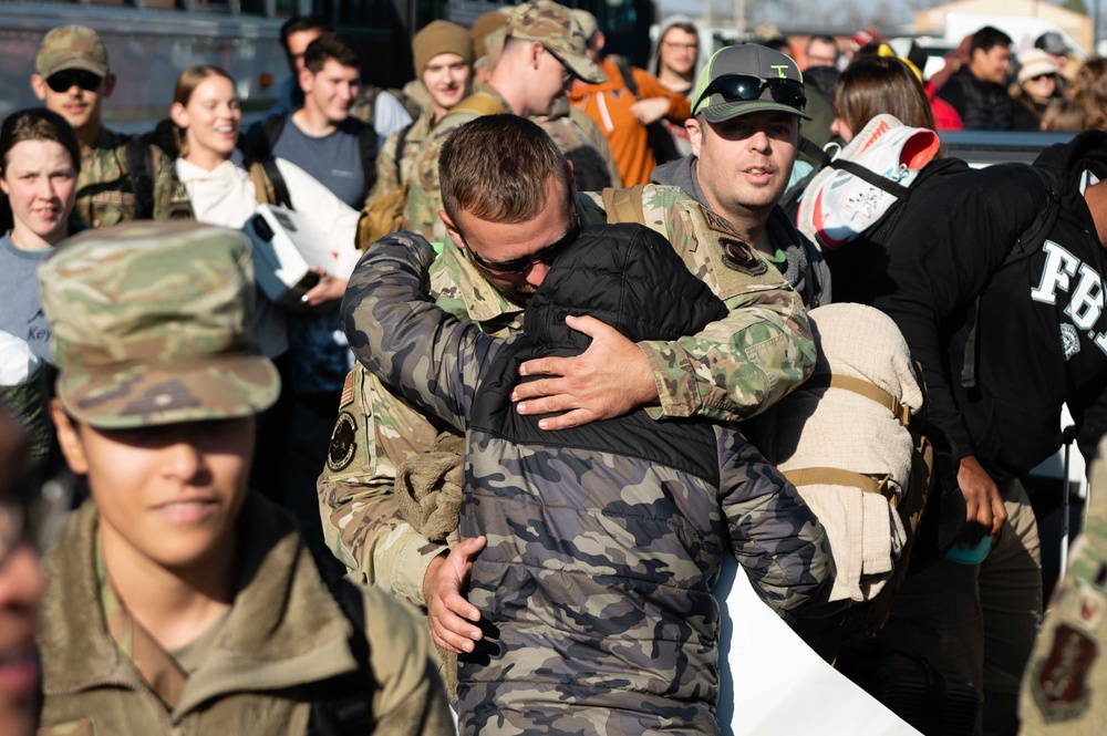 Airmen reunite with families