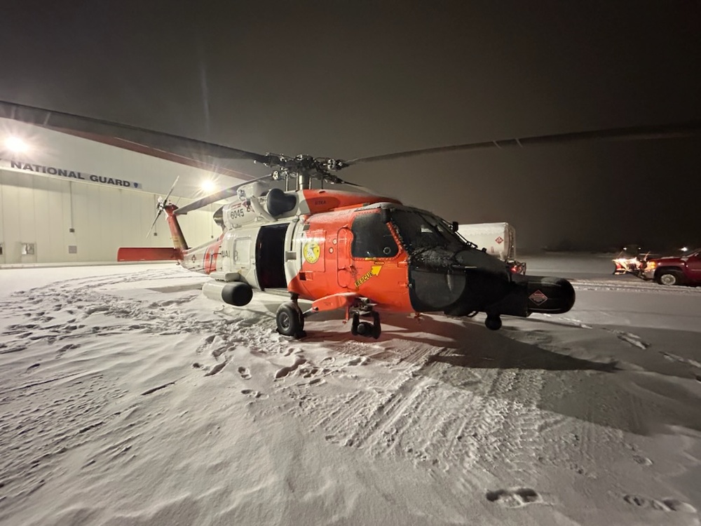 Coast Guard searches for 5 missing people near Couverden Point, Alaska