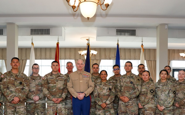 SEAC Black Visits 40th ID