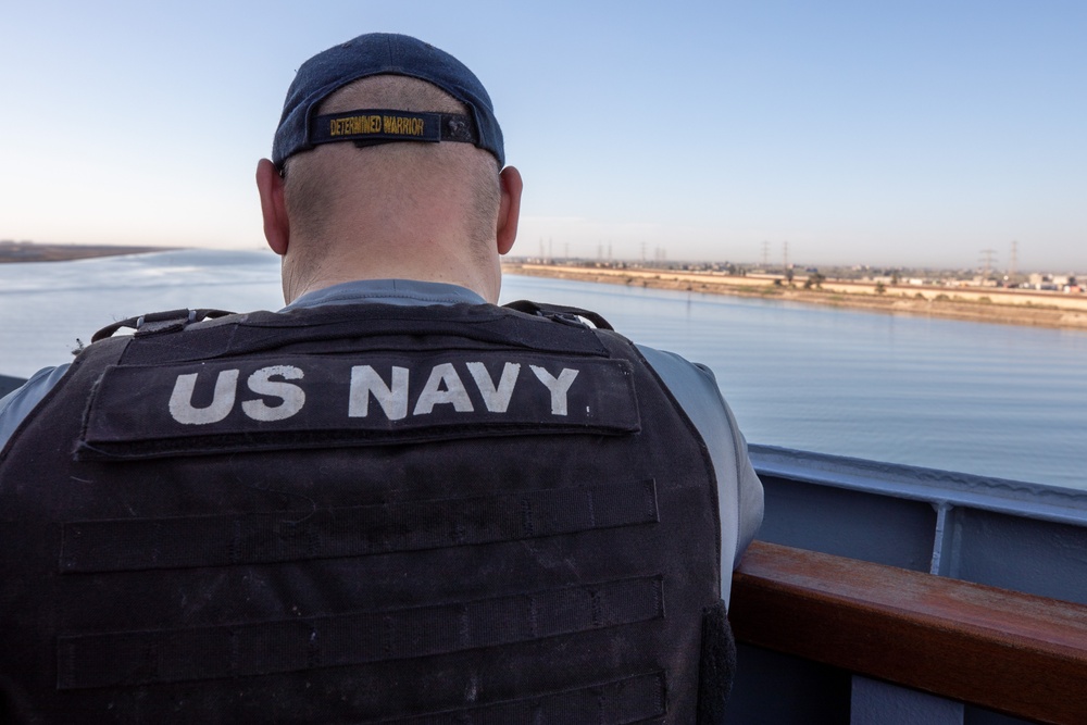 USS Cole Conducts Transit