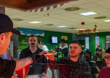 Mosel Dining Hall Hosts 2024 Thanksgiving Meal for Spangdahlem AB Community