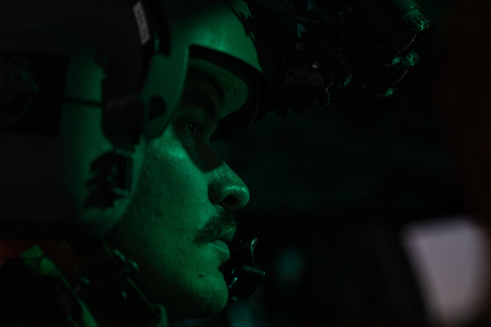 301st Expeditionary Rescue Squadron conducts nighttime air refueling