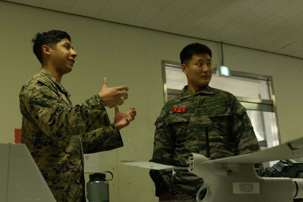 V26 and ROK Capabilities and Weapons Systems Exchange