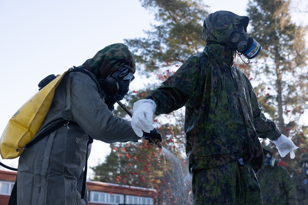 CBRN Marines Conduct Bilateral Training with Finnish Coastal Brigade Engineers
