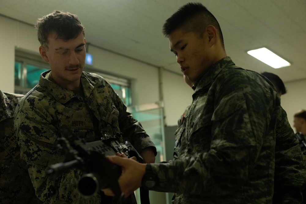 V26 and ROK Capabilities and Weapons Systems Exchange