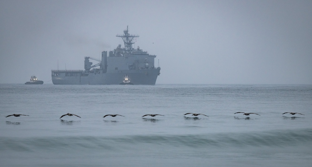 USS Comstock (LSD 45) Visits Naval Surface Warfare Center, Port Hueneme Division for Combat Systems Checkup