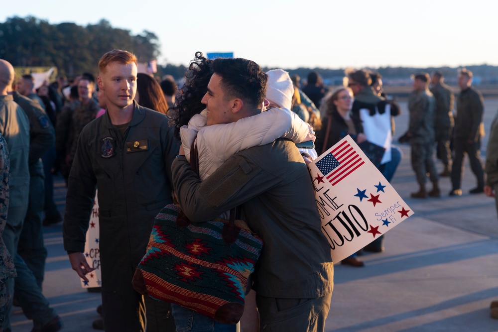 VMM-365 (REIN) homecoming