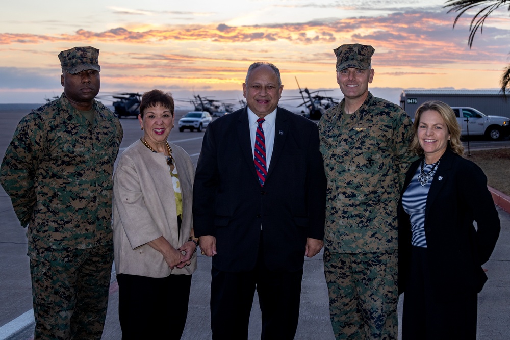 SECNAV Lands at MCAS Miramar