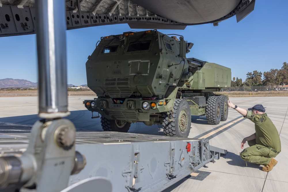 U.S. Marines rehearse HIMARS employment with Royal Canadian Air Force