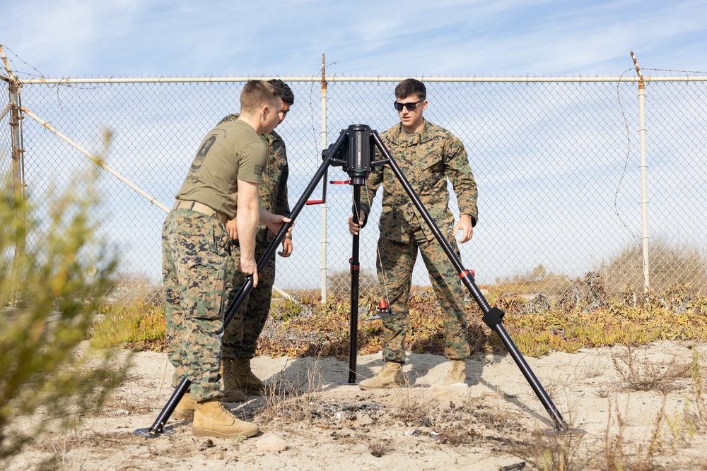 1st LAR Marines set up COC as part of Steel Knight 24