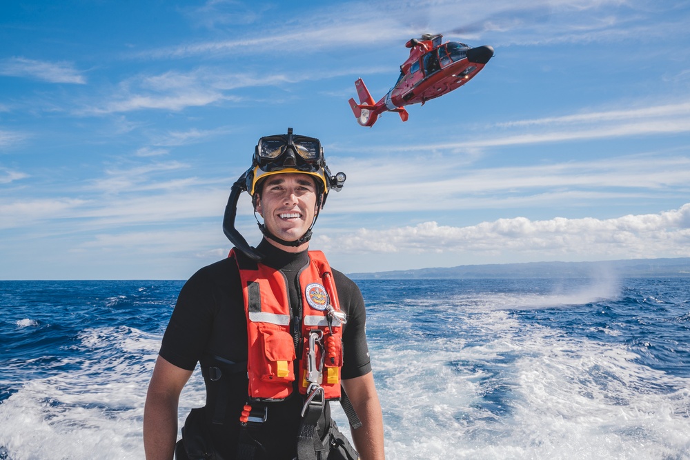 Coast Guard Air Station Barbers Point conducts training