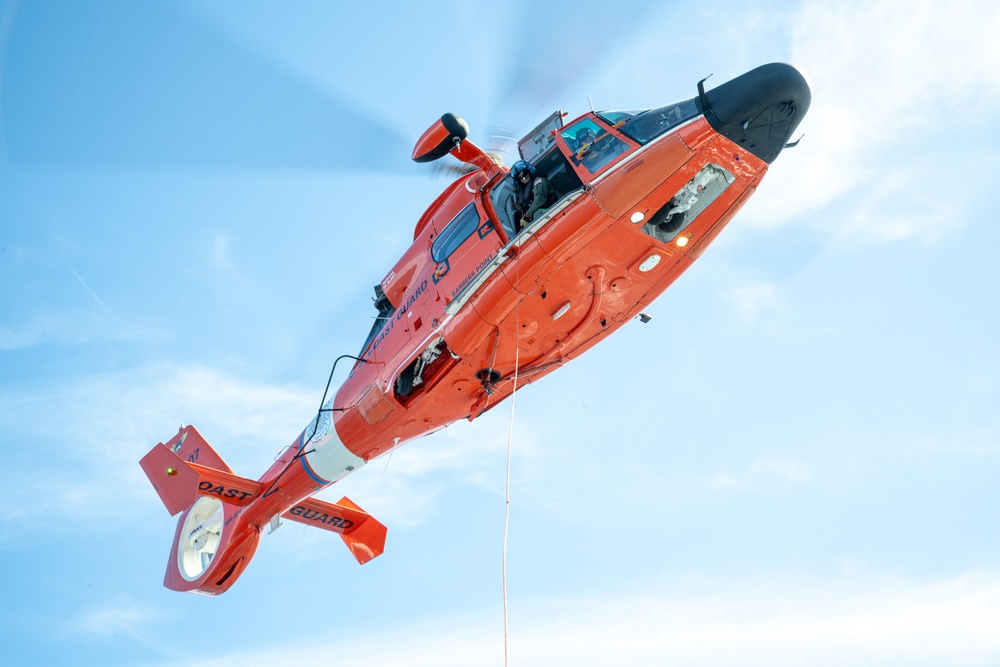 Coast Guard Air Station Barbers Point conducts training