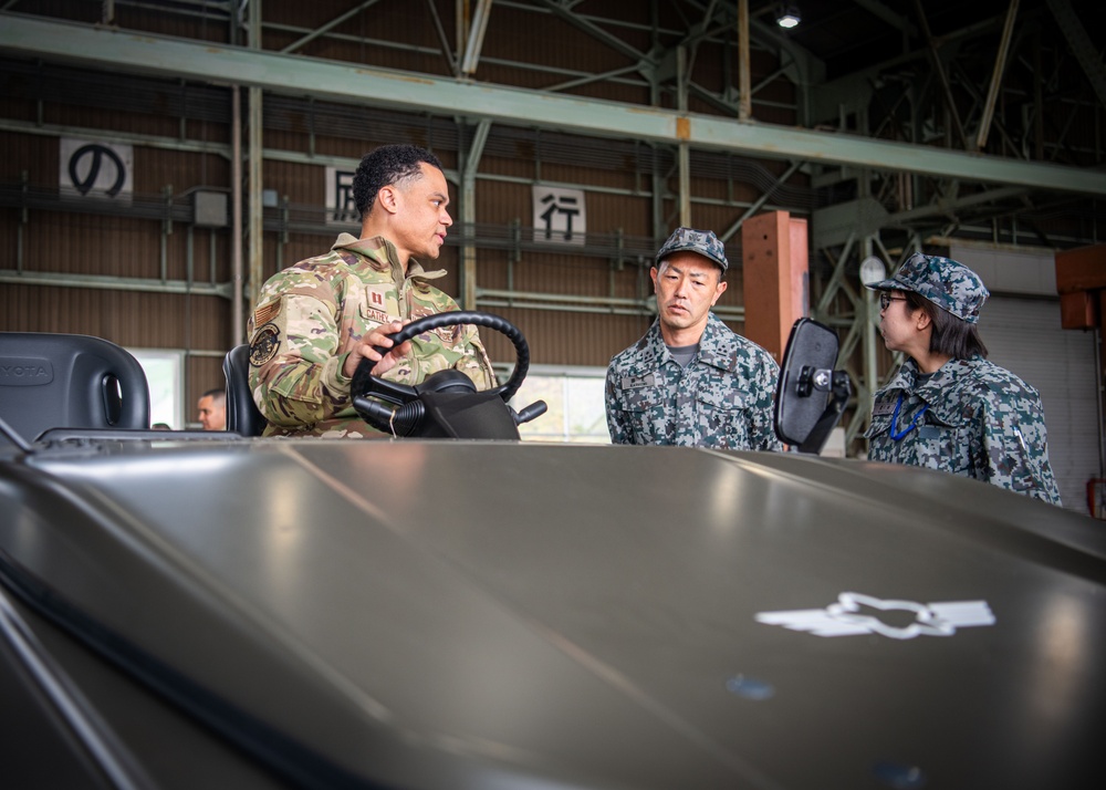 374 LRS strengthens partnership with Iruma AB visit