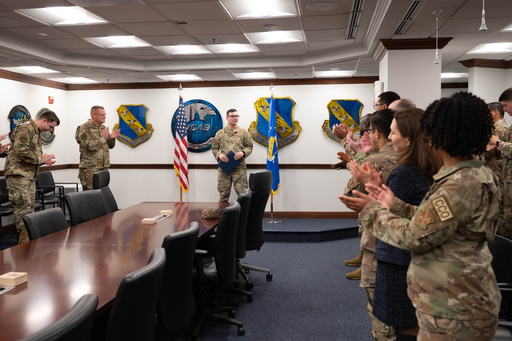 Tech. Sgt. Suver STEP promotion, pinned by Maj. Gen. DeVoe