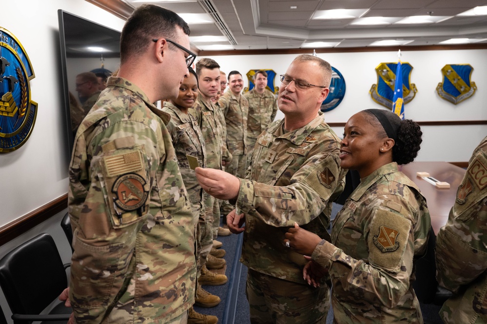 Tech. Sgt. Suver STEP promotion, pinned by Maj. Gen. DeVoe