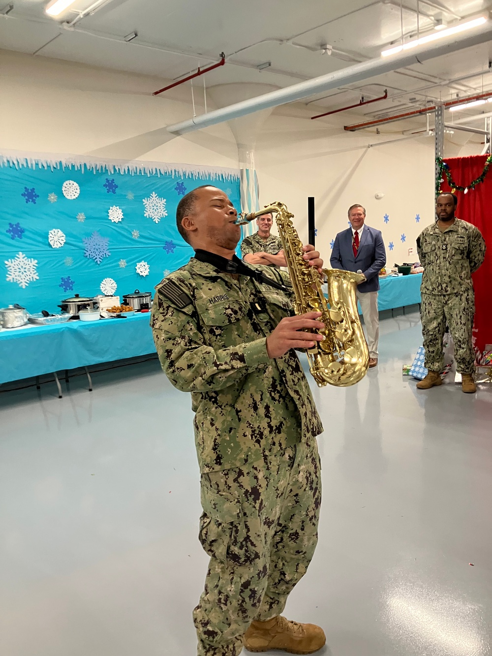 NAVSUP FLCJ Command Holiday Party