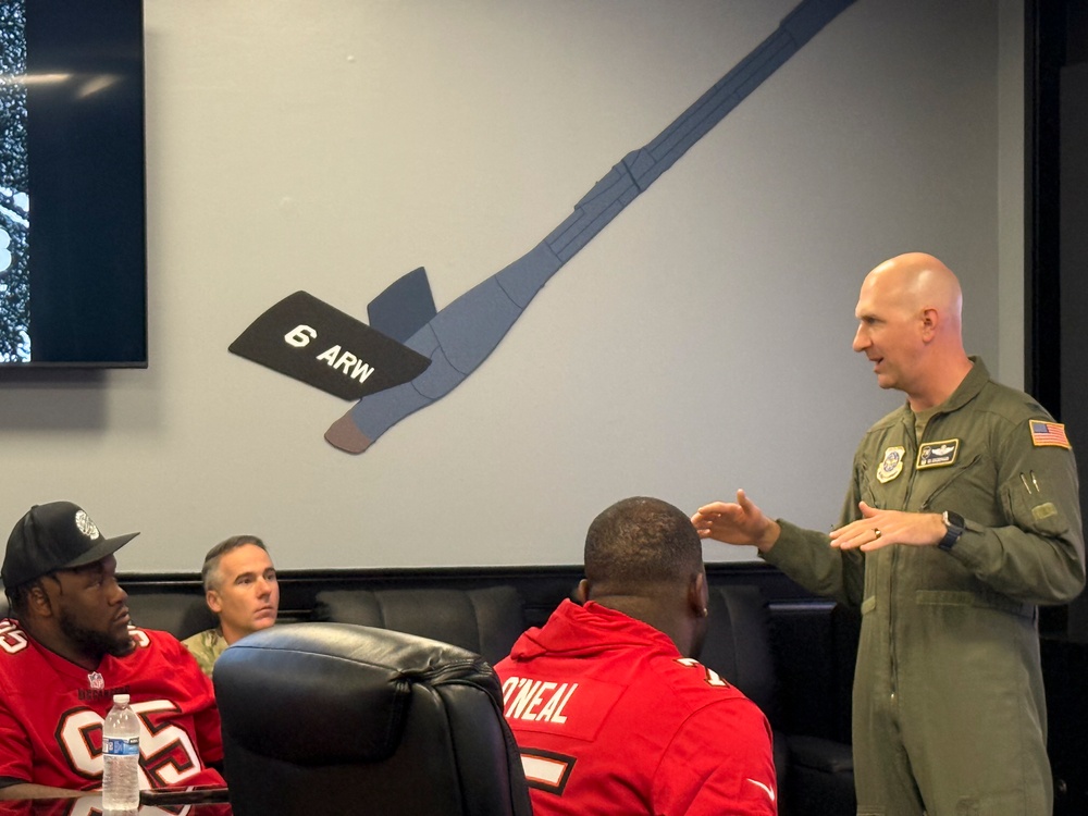 Buccaneers meet Team MacDill