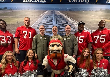 Buccaneers meet Team MacDill