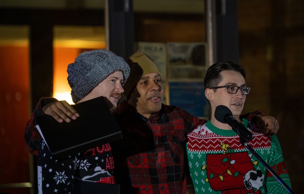 Team Dover starts the holiday season with annual tree-lighting ceremony