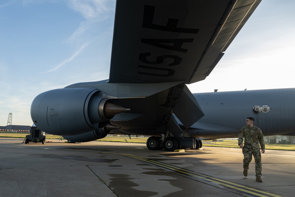 100th ARW refuels 48th FW Strike Eagles