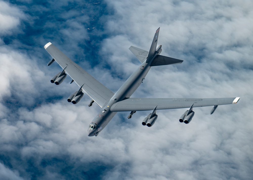 MacDill's KC-135 fuels Global Strike B-52