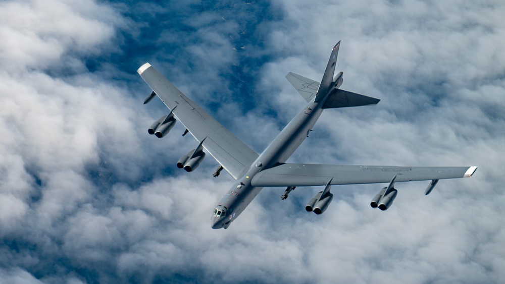 MacDill's KC-135 fuels Global Strike B-52