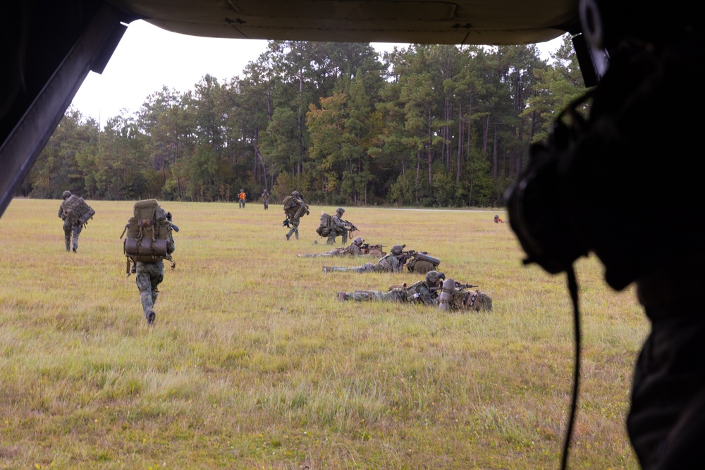 U.S. Marines with VMM-263 work alongside Royal Netherlands Army during Bold Quest 24