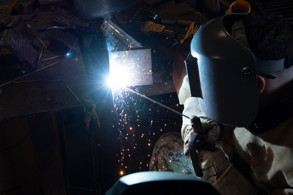 NMCB 1 Welding Training