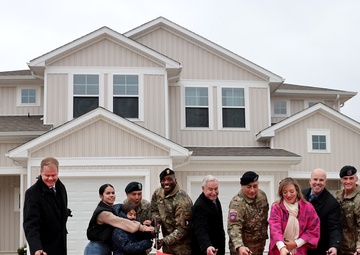 Fort Campbell Unveils Erevia Park: Modern Housing for Junior Enlisted Families
