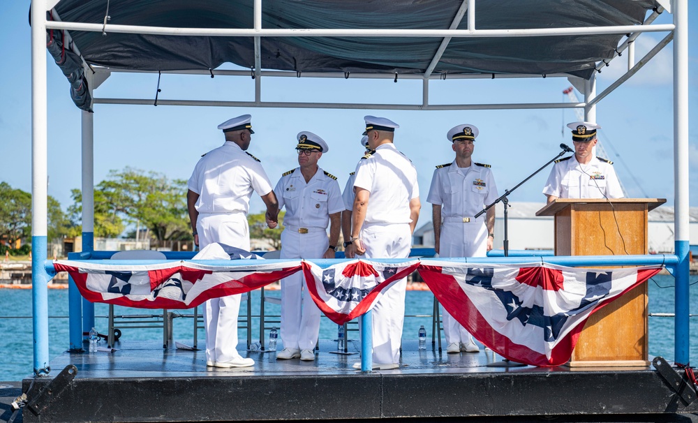 USS Minnesota Holds Change of Command