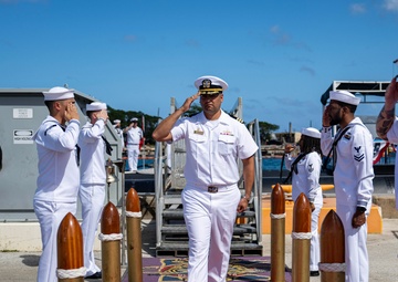 USS Minnesota Holds Change of Command