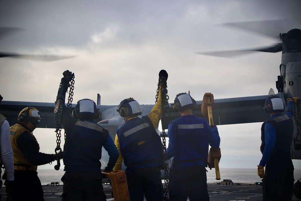 USS Harpers Ferry Conducts Flight Operations Off the Coast of San Clemente Island