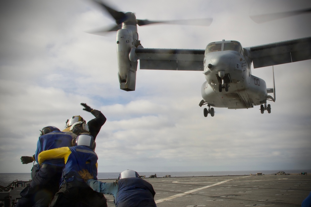 USS Harpers Ferry Conducts Flight Operations Off the Coast of San Clemente Island