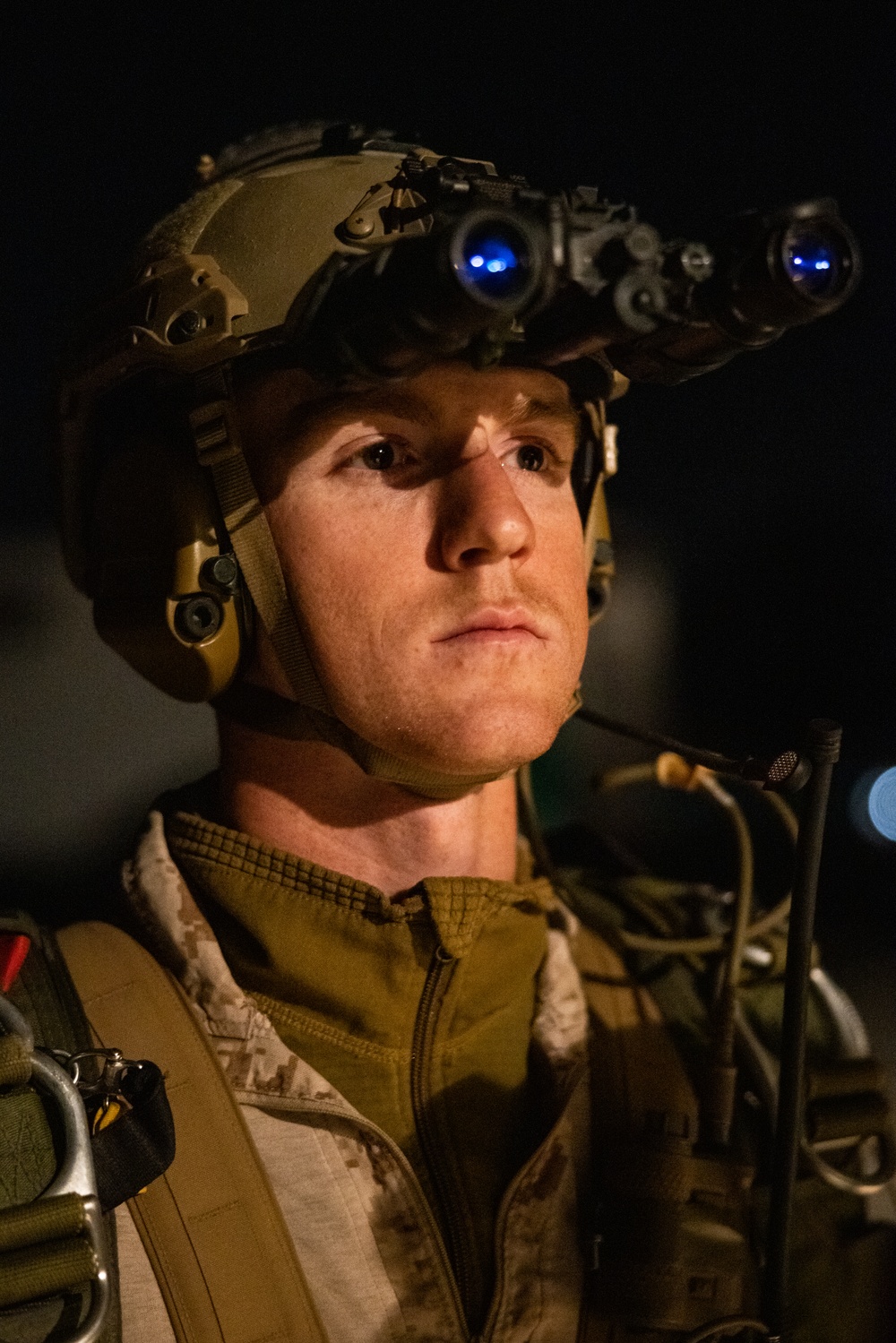 1st Recon Bn. Marines conduct military free fall during Steel Knight 24