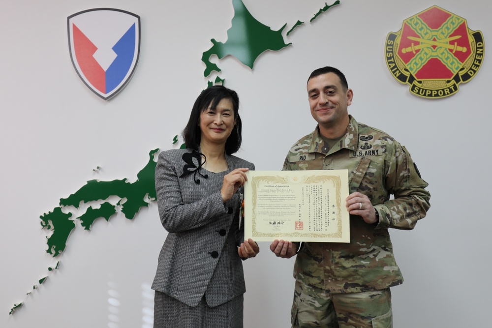 USAG Japan’s top NCO talks community partnership strides with local mayor during outgoing office call