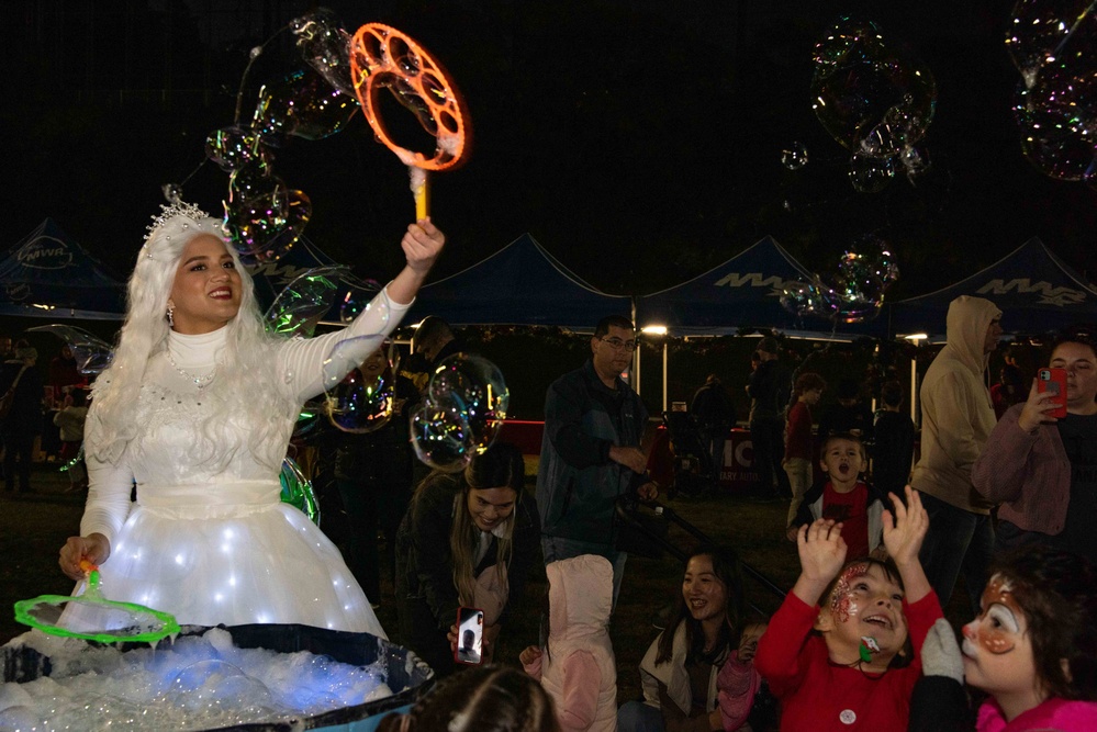 CFAY Ikego Heights Housing Area Tree Lighting Ceremony, Dec. 6, 2024