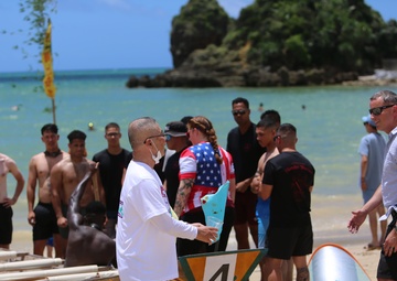 Hare is back!! Schwab Marines Enjoy Okinawan Traditional Dragon Boat Race / ハーレーが帰ってきた！　地元伝統行事を楽しむ海兵隊