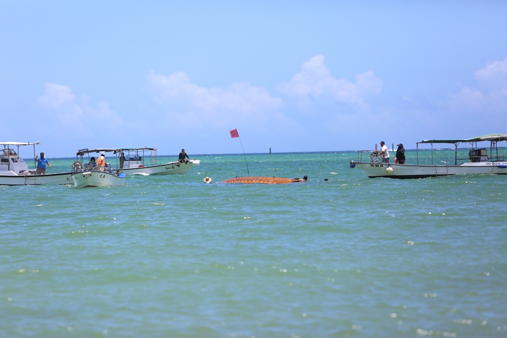Hare is back!! Schwab Marines Enjoy Okinawan Traditional Dragon Boat Race / ハーレーが帰ってきた！　地元伝統行事を楽しむ海兵隊