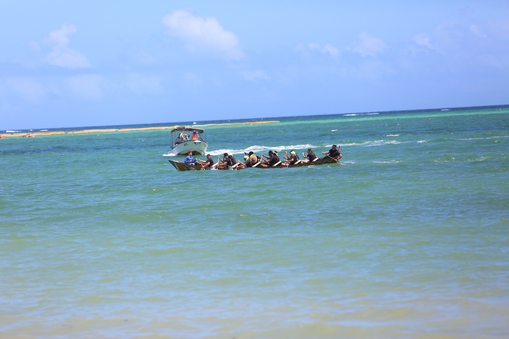 Hare is back!! Schwab Marines Enjoy Okinawan Traditional Dragon Boat Race / ハーレーが帰ってきた！　地元伝統行事を楽しむ海兵隊