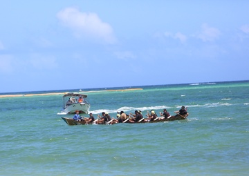 Hare is back!! Schwab Marines Enjoy Okinawan Traditional Dragon Boat Race / ハーレーが帰ってきた！　地元伝統行事を楽しむ海兵隊