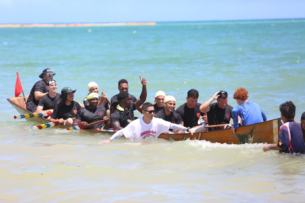 Hare is back!! Schwab Marines Enjoy Okinawan Traditional Dragon Boat Race / ハーレーが帰ってきた！　地元伝統行事を楽しむ海兵隊