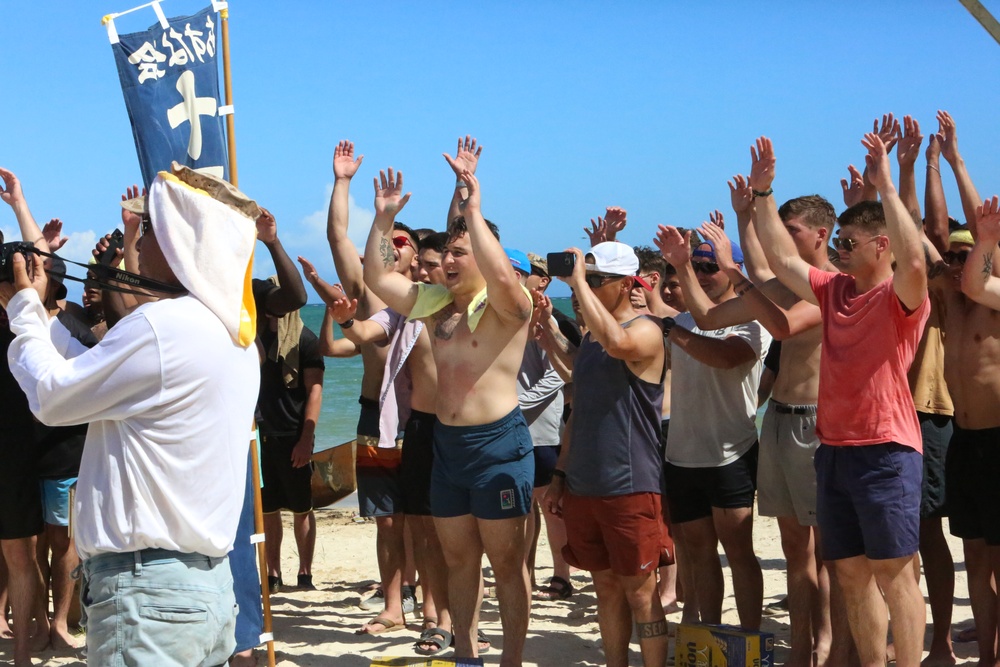Hare is back!! Schwab Marines Enjoy Okinawan Traditional Dragon Boat Race / ハーレーが帰ってきた！　地元伝統行事を楽しむ海兵隊