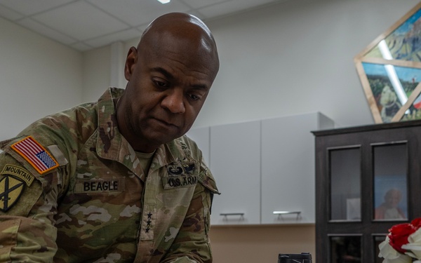 Lt. Gen. Beagle Visit