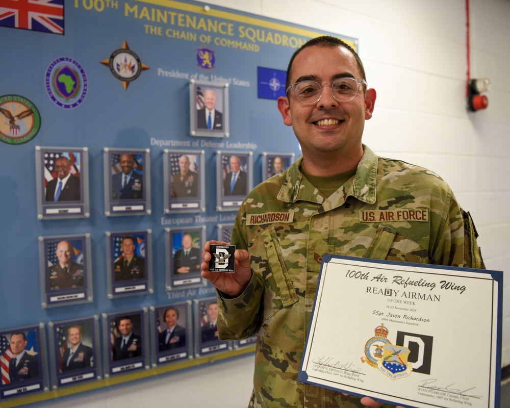 ReaDy Airman of the Week: 100th MXS Resource Advisor