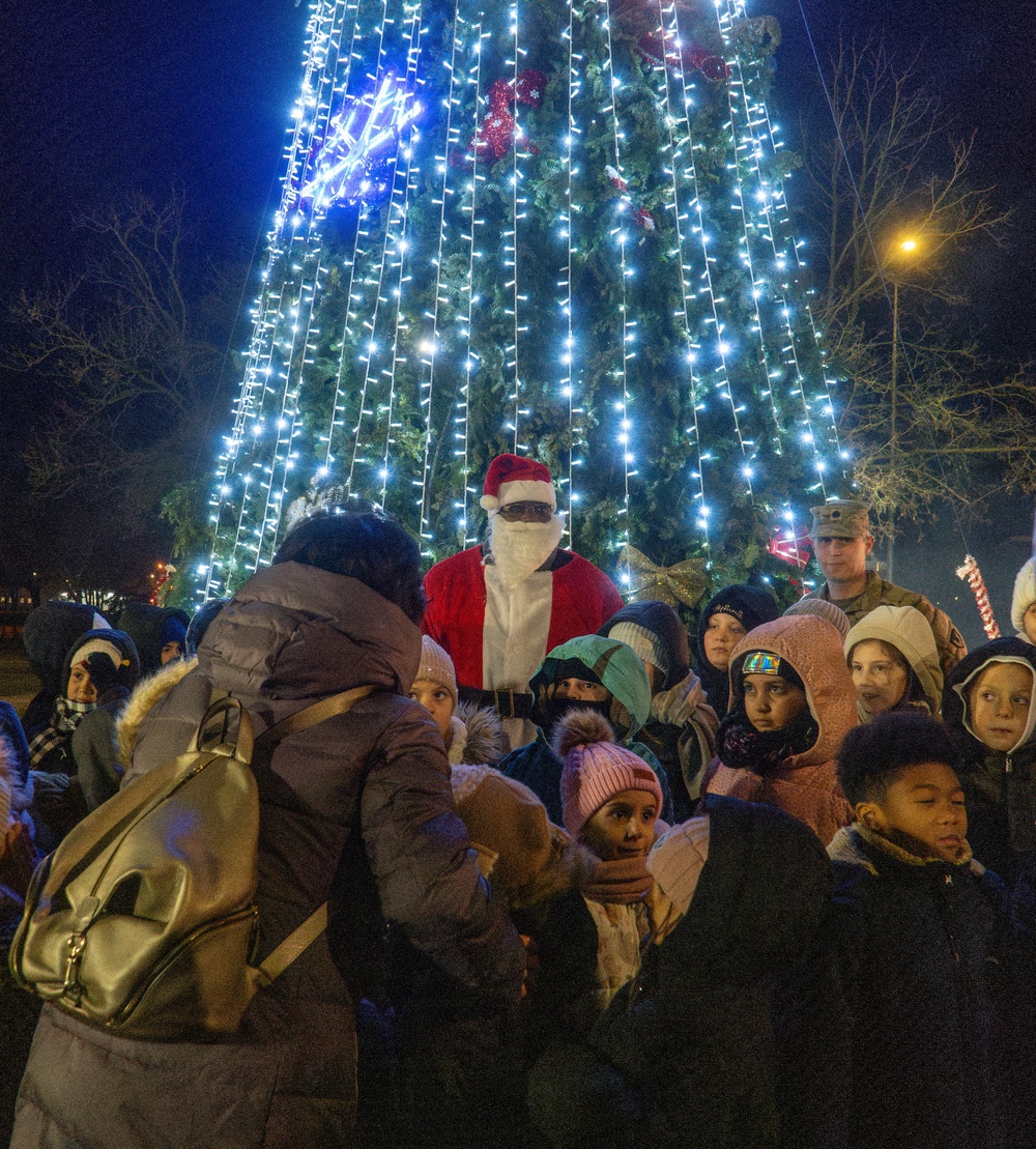 MKAB Christmas Tree Lighting Brings Holiday Cheer to Soldiers in Romania