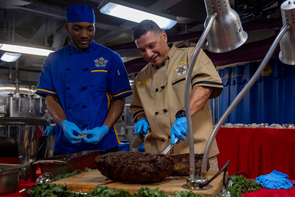 IKE Celebrates Thanksgiving in Naval Station Norfolk