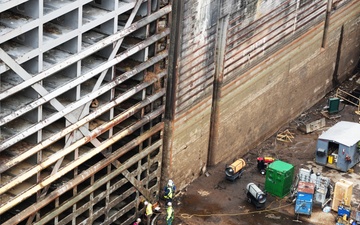 Wilson Lock de-watered for inspection and maintenance