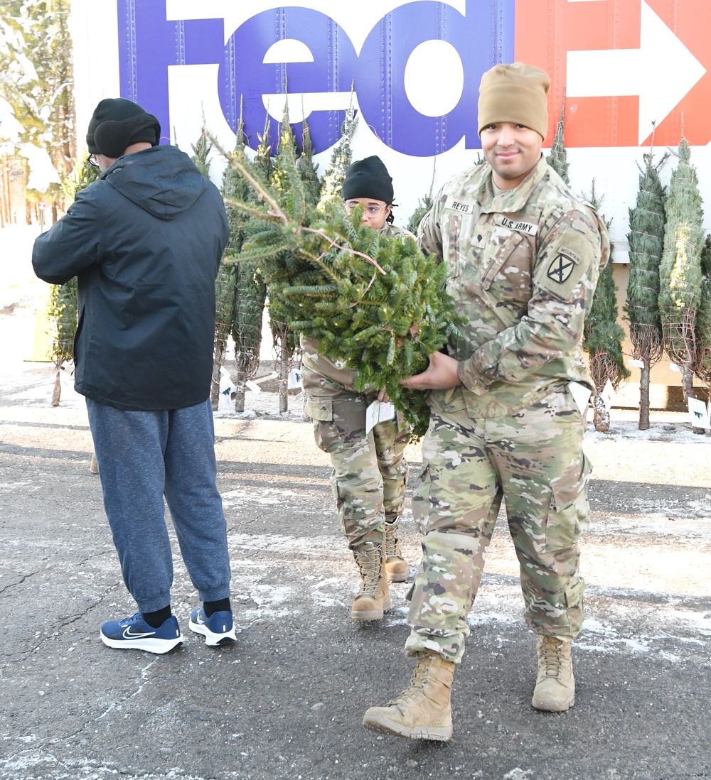 Trees for Troops delivers holiday joy to Fort Drum Soldiers, families