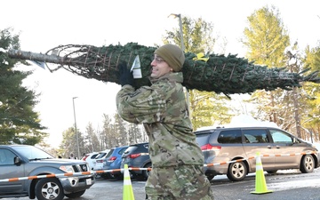 Trees for Troops delivers holiday joy to Fort Drum Soldiers, families