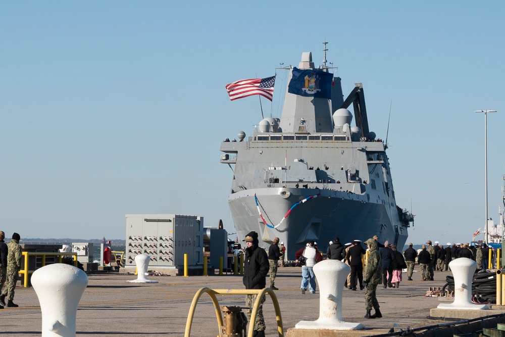 Commander, U.S. 2nd Fleet Welcomes USS New York (LPD 21) Home to Naval Station Norfolk